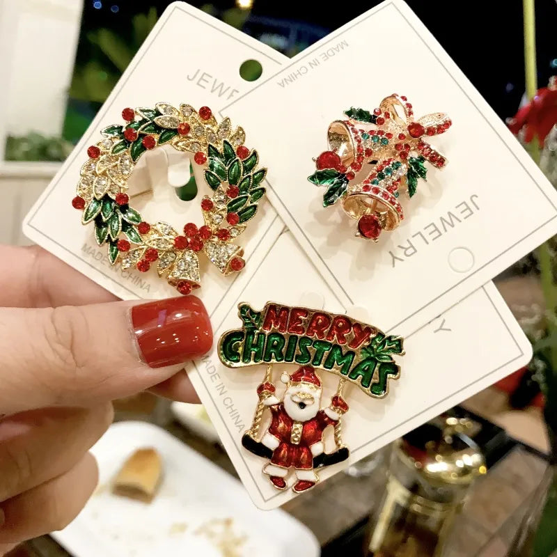 Christmas Enamel Brooch Snowman Santa Claus Tree Wreath Metal Pins Fashion Jewelry Gift for Women Merry Christmas Decor Gifts